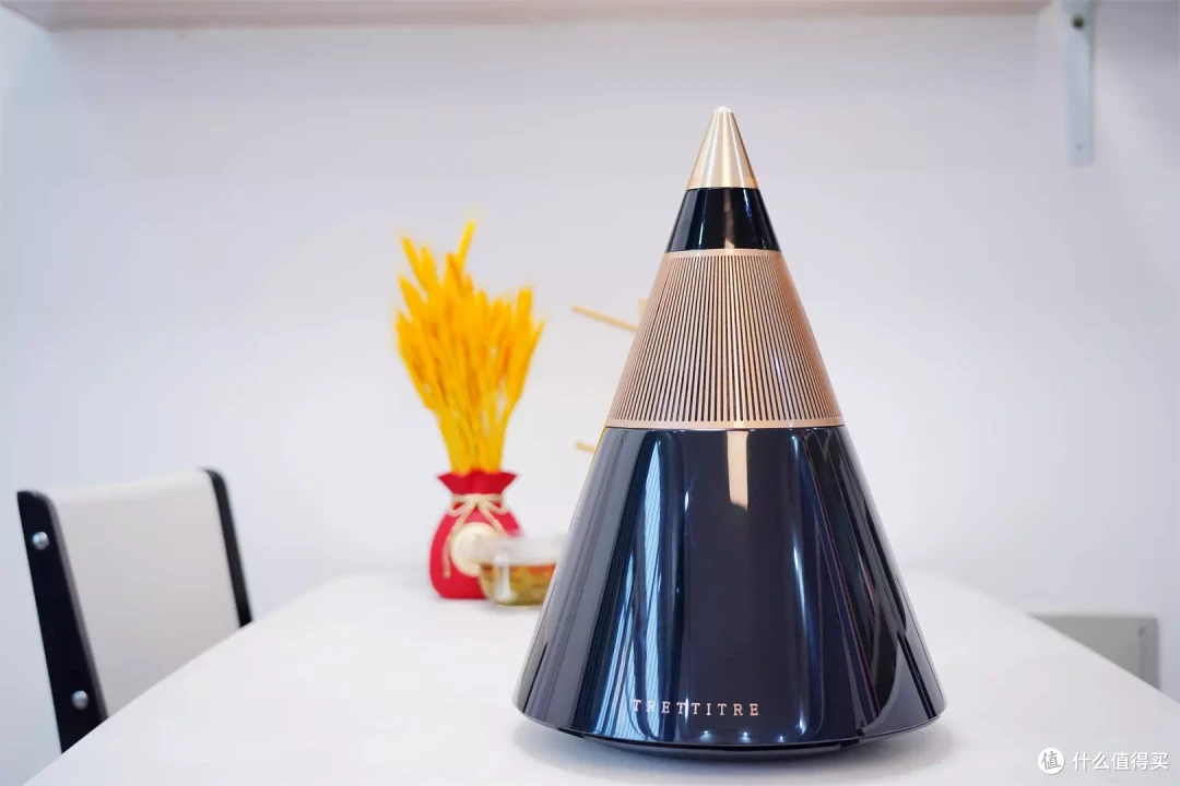 钢琴烤漆工艺?和逸轩一起来看看这个TTT三分频HiFi蓝牙音箱