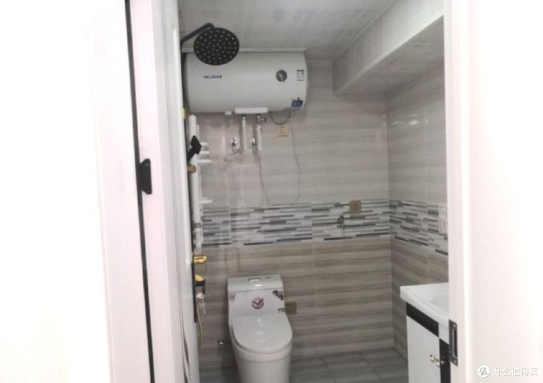 终于买了这套60㎡小户型，硬装8万也装得很漂亮，次卧设计榻榻米