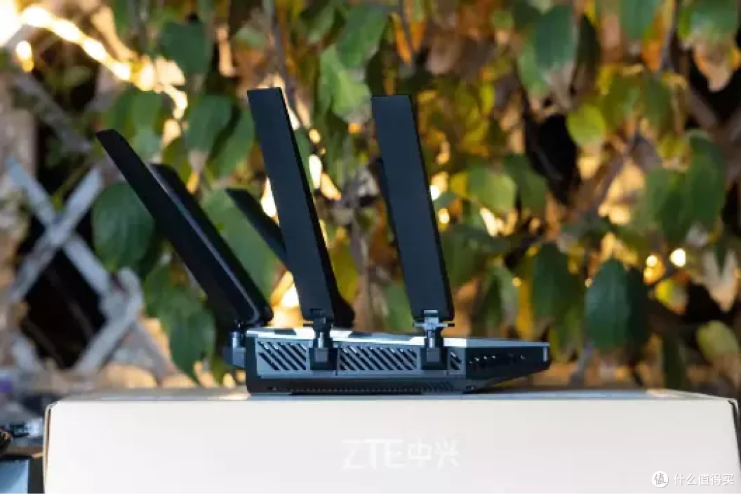 平层用户一个路由就搞定——全新国产自研芯片旗舰中兴AX5400Pro+
