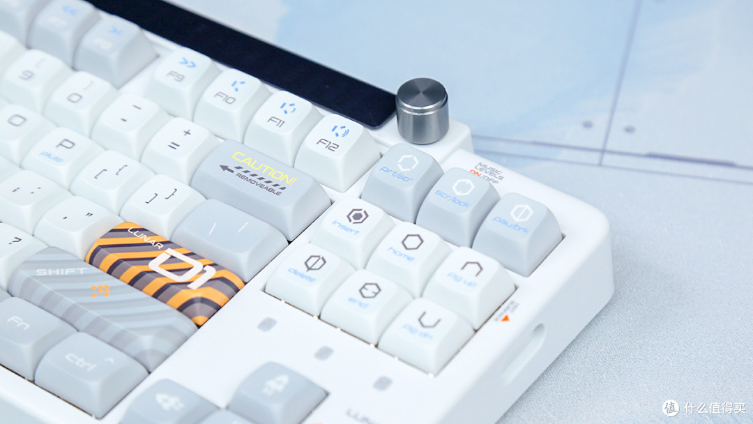 KeysMe Lunar 01三模无线机械键盘评测:炫酷潮玩