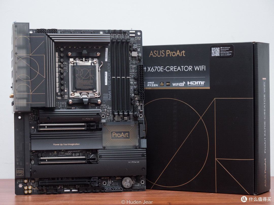 我是PA,人称小WS!华硕ProArt X670E-Creator WIFI开箱拆解