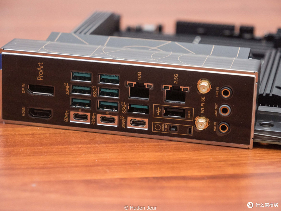 我是PA,人称小WS!华硕ProArt X670E-Creator WIFI开箱拆解