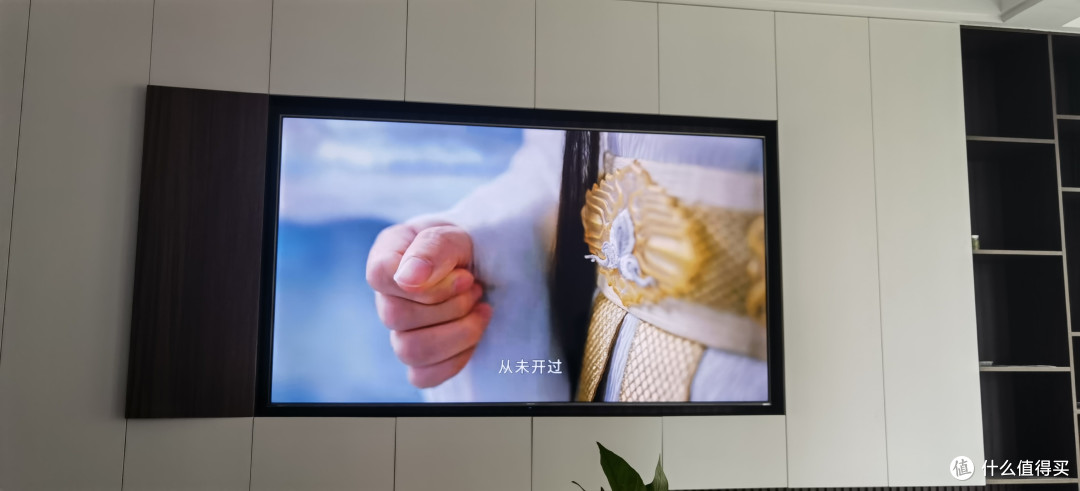 85寸的客厅电视——海信85E7G