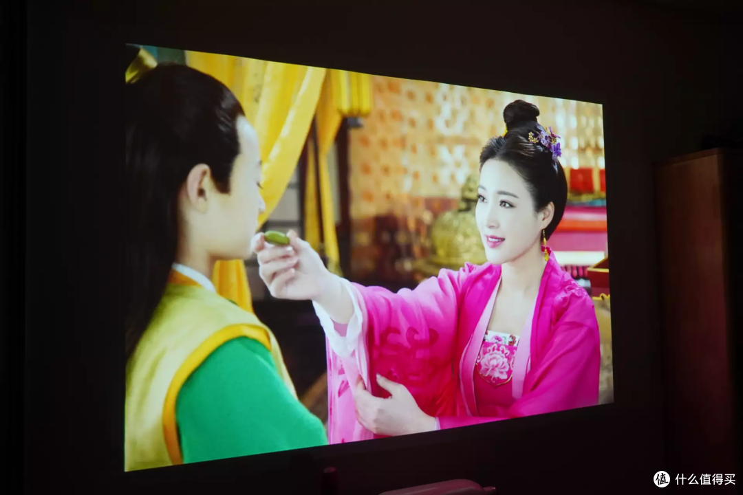 随意看，随心投，慧示碰碰投P9超短焦投影仪使用评测