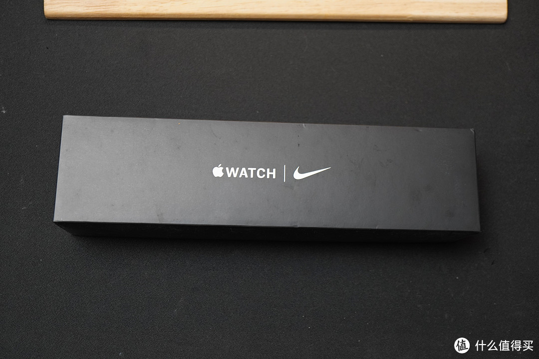 闲鱼750元入手44mm蜂窝版 Apple Watch Nike S5