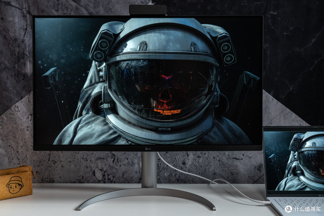 LG 32UQ85R专业设计显示器,让方寸桌面实现高效工作流