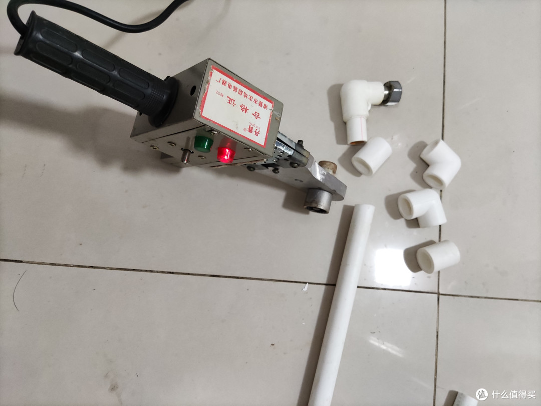 不要问我,热水器怎么安装!