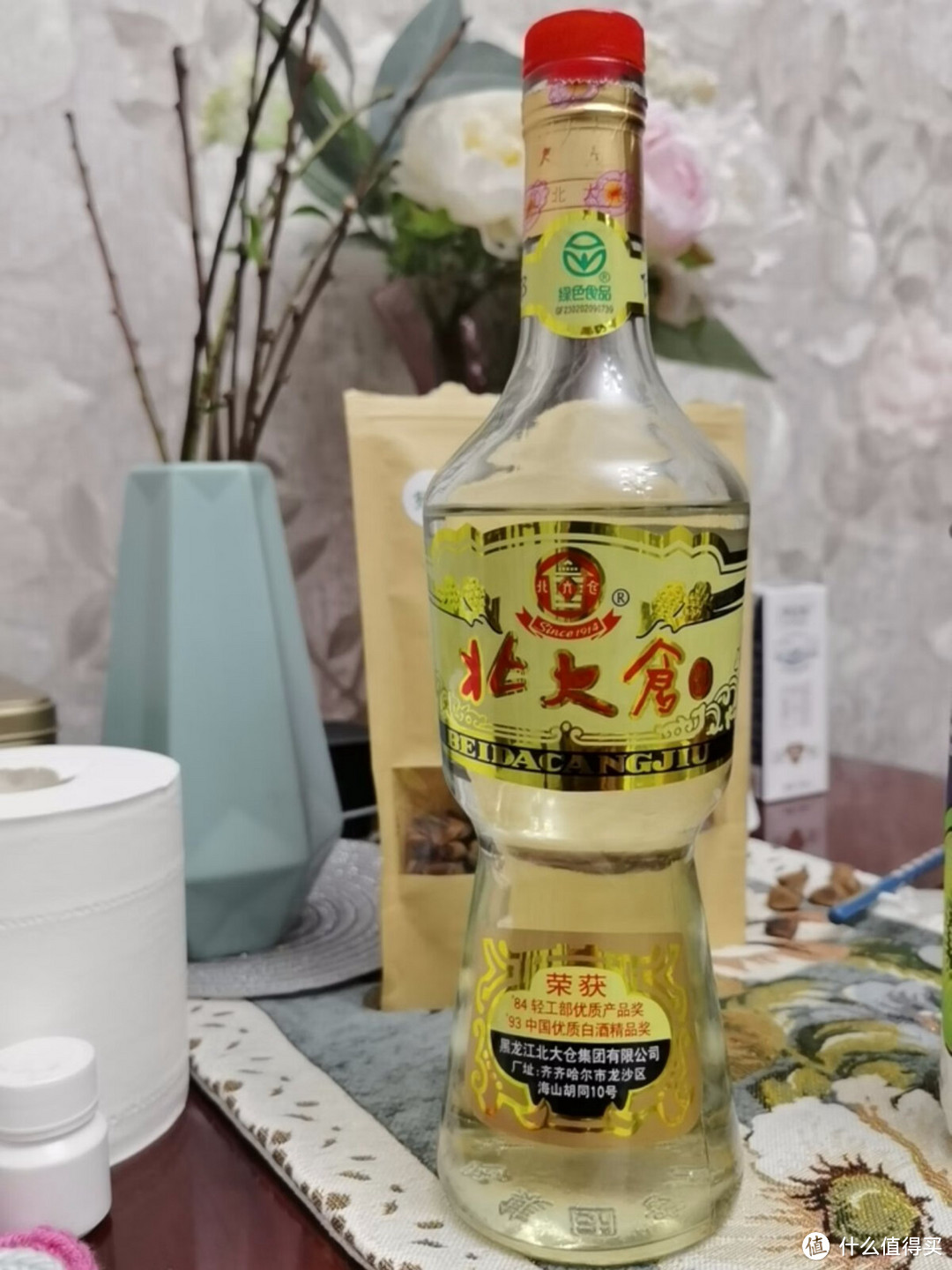 适合百姓囤着喝的8款口粮酒，价格不超80块，都是纯酿，喝着舒坦