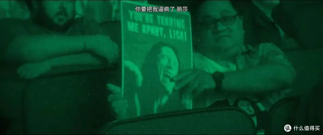 把烂片拍成神，他做到了。