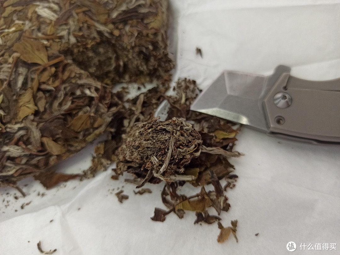 这个双11，在京东上购买的白牡丹茶饼开箱试尝。