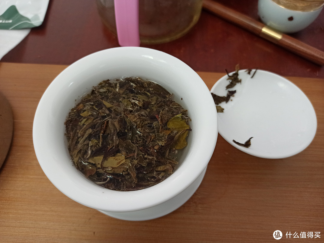 这个双11，在京东上购买的白牡丹茶饼开箱试尝。