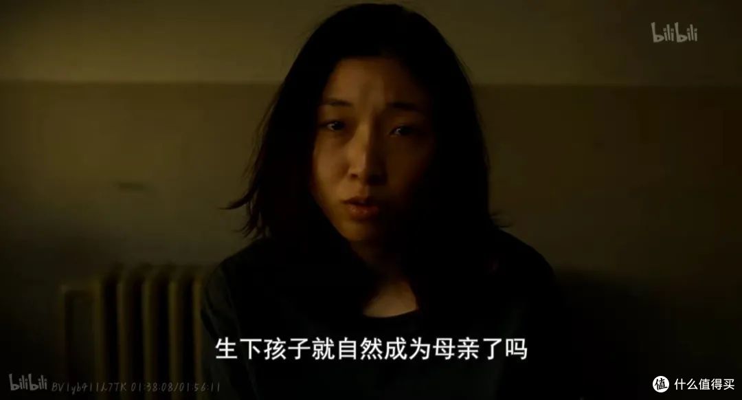 生活就是这样,千疮百孔之中,也会有美丽的瞬间,我想捕捉的就是这些瞬间。影评丨小偷家族