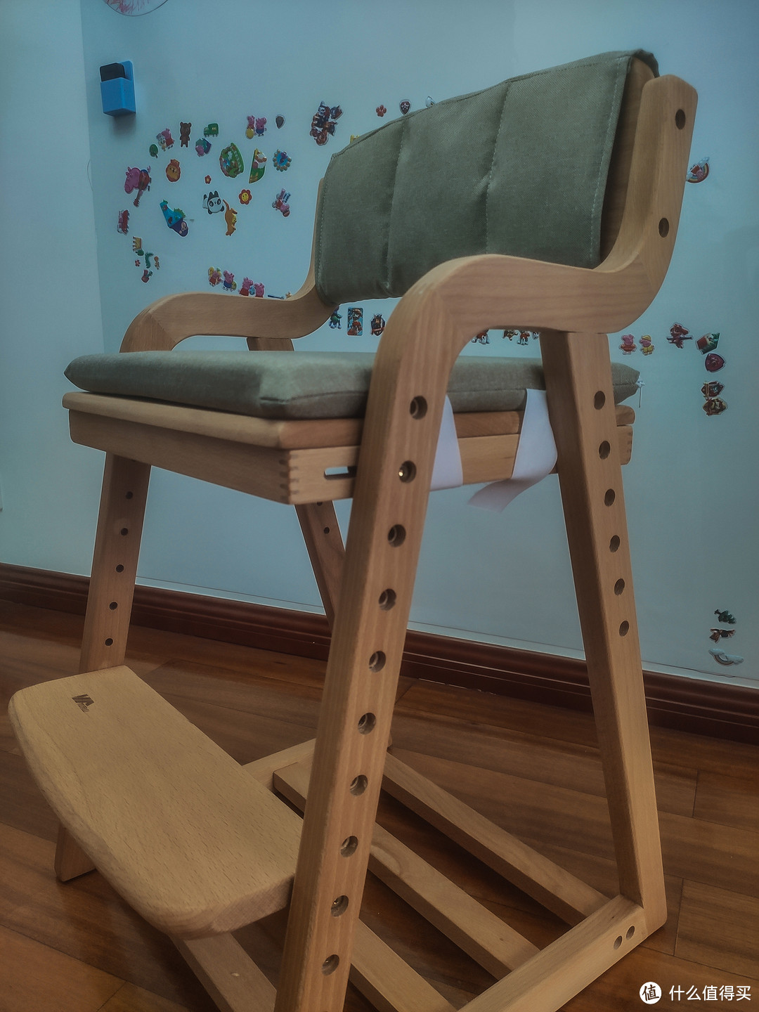 给孩子的学习椅和餐椅，选择可调节全实木的一些注意细节