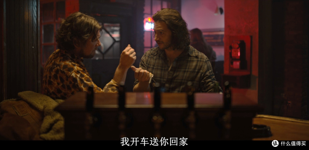 虽迟但到,号称是“真人版爱死机”的Netflix新剧,终归还是要讲一讲的。