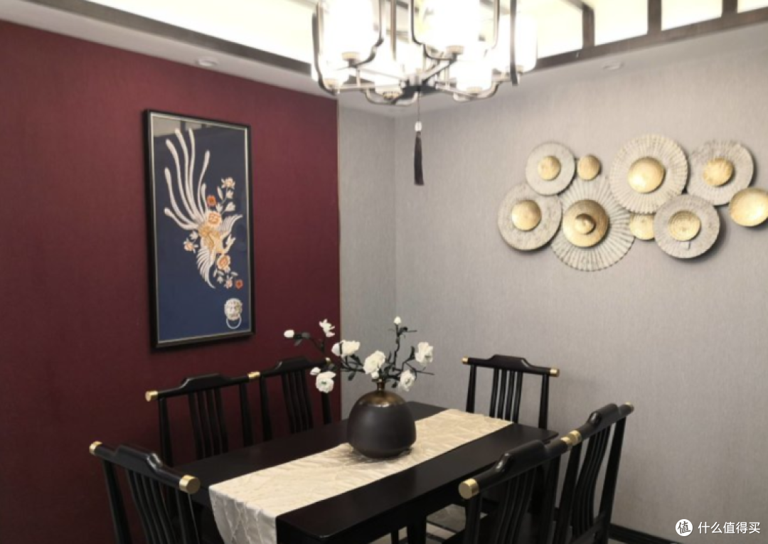 112㎡三居室新房,硬装花了18万打造成新中式风格,优雅又大气