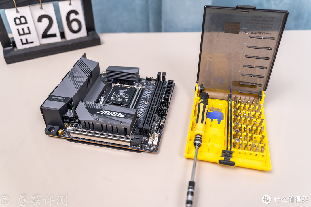 精致小巧，用料出众、技嘉迷你雕B660I AORUS PRO DDR4主板 拆解评测