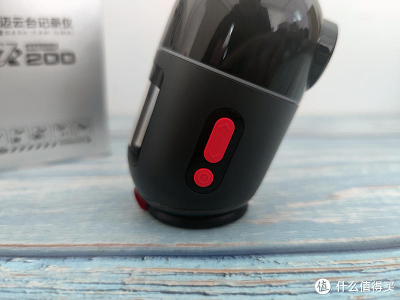 汽车安全伴侣:360°全景拍摄,24小时停车监控,70迈云台记录仪体验