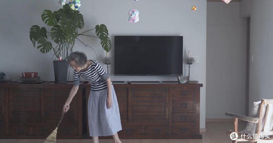 70岁的日本奶奶，坚持“随手打扫”，住了30年的家，依旧一尘不染