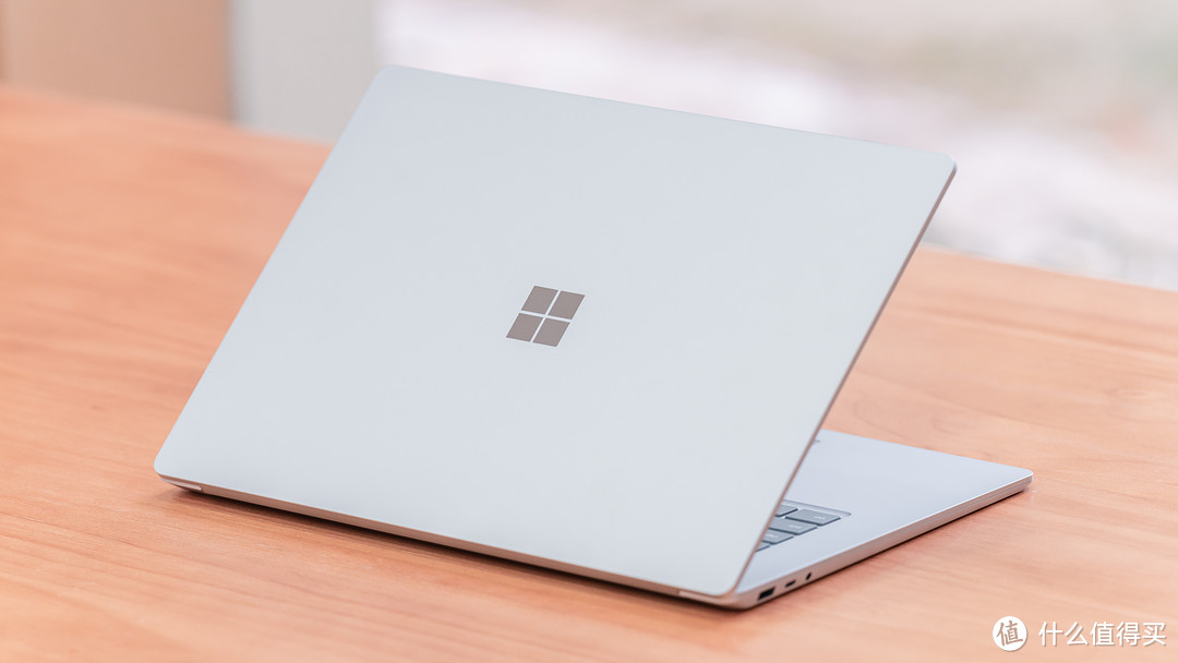 Surface Laptop 5 详测：模具延续经典，配置常规升级，性能表现亮眼