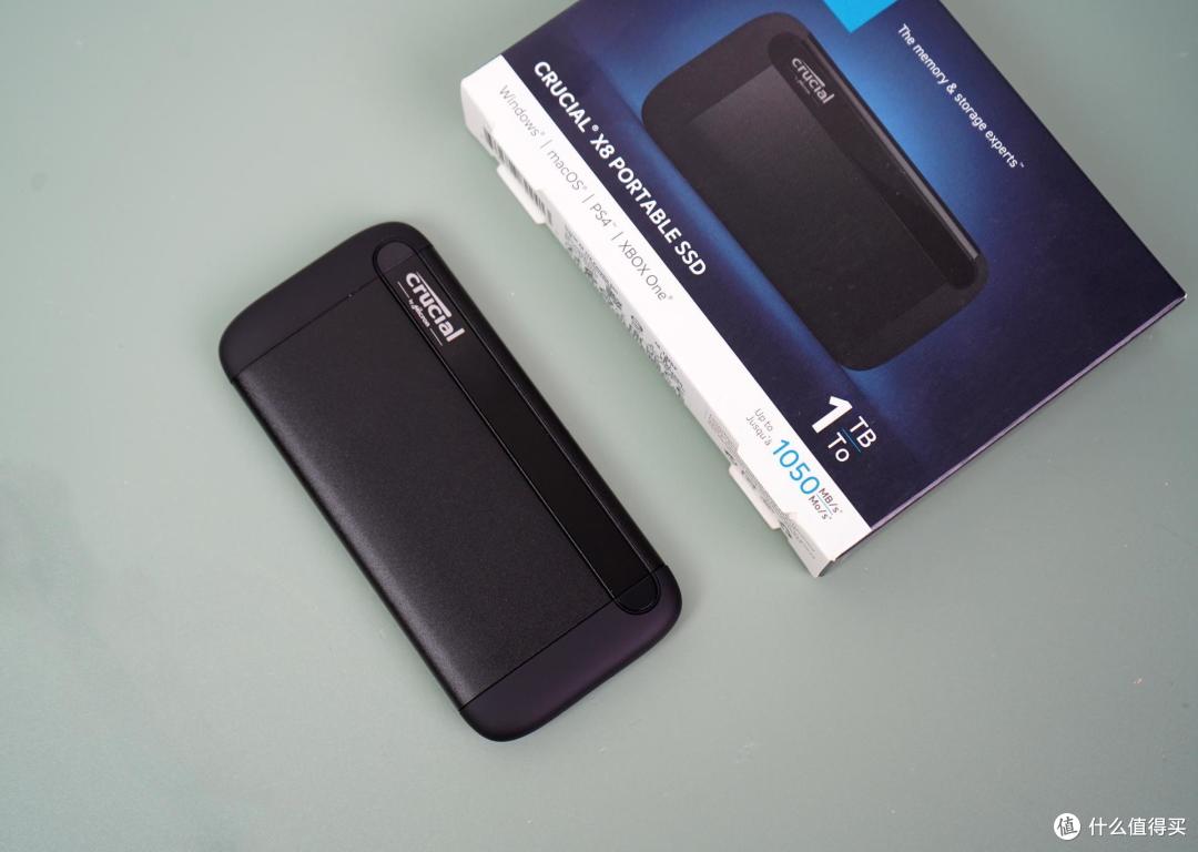 英睿达X8 移动固态硬盘评测:1GB s的起飞速度,谁能不爱?