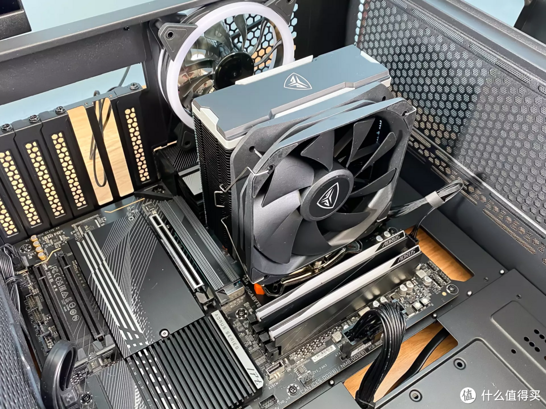 AMD Zen 4新品发热惊人？百元风冷挑战超频版7600X，结果如此惊人