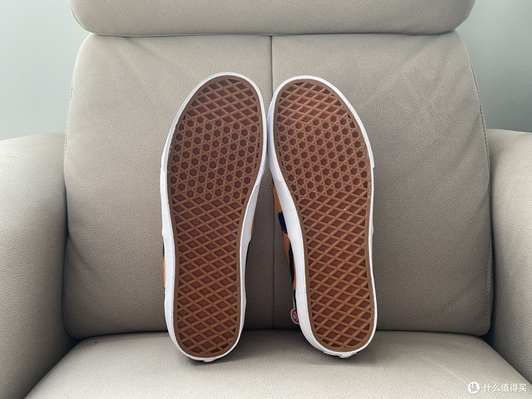 虎纹刺绣,Vans Authentic黑橙色板鞋