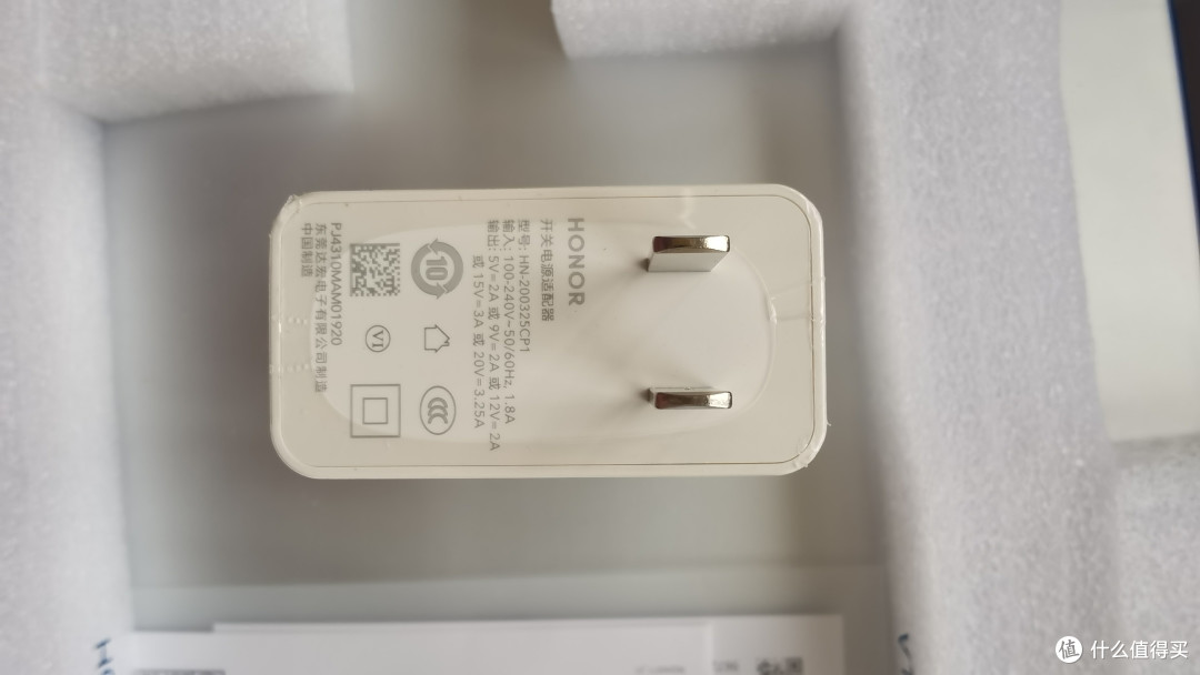 多多家的第一个大件:荣耀MagicBook 16 5600H,有苦有甜。