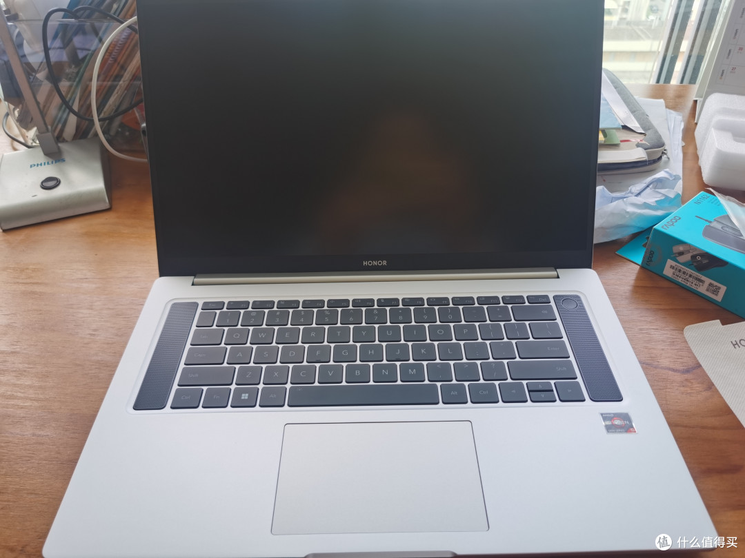 多多家的第一个大件:荣耀MagicBook 16 5600H,有苦有甜。