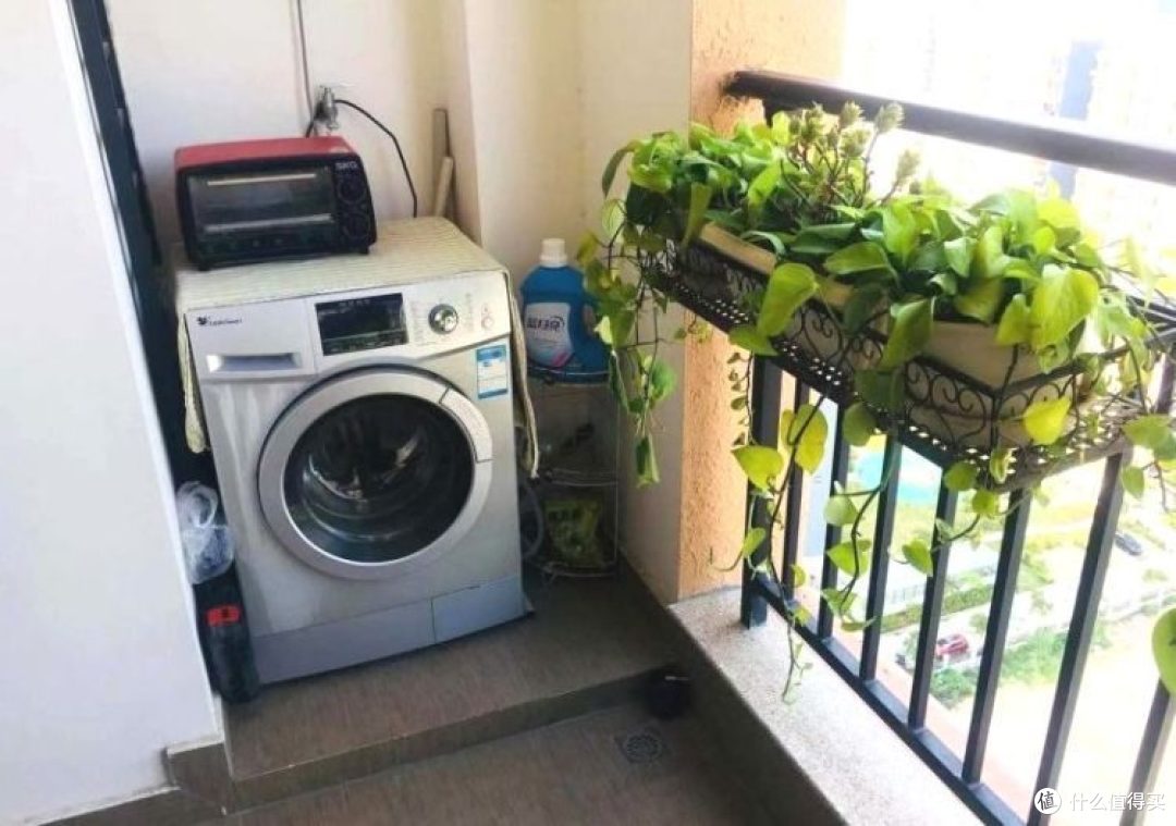 48㎡单身公寓，全款38万一室两厅格局，简单装修花了4万块