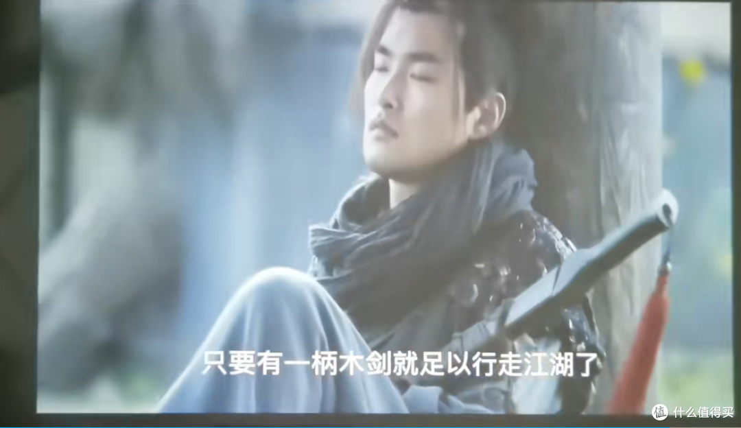 700元爱国者饭团投影仪 H32 值得买吗?
