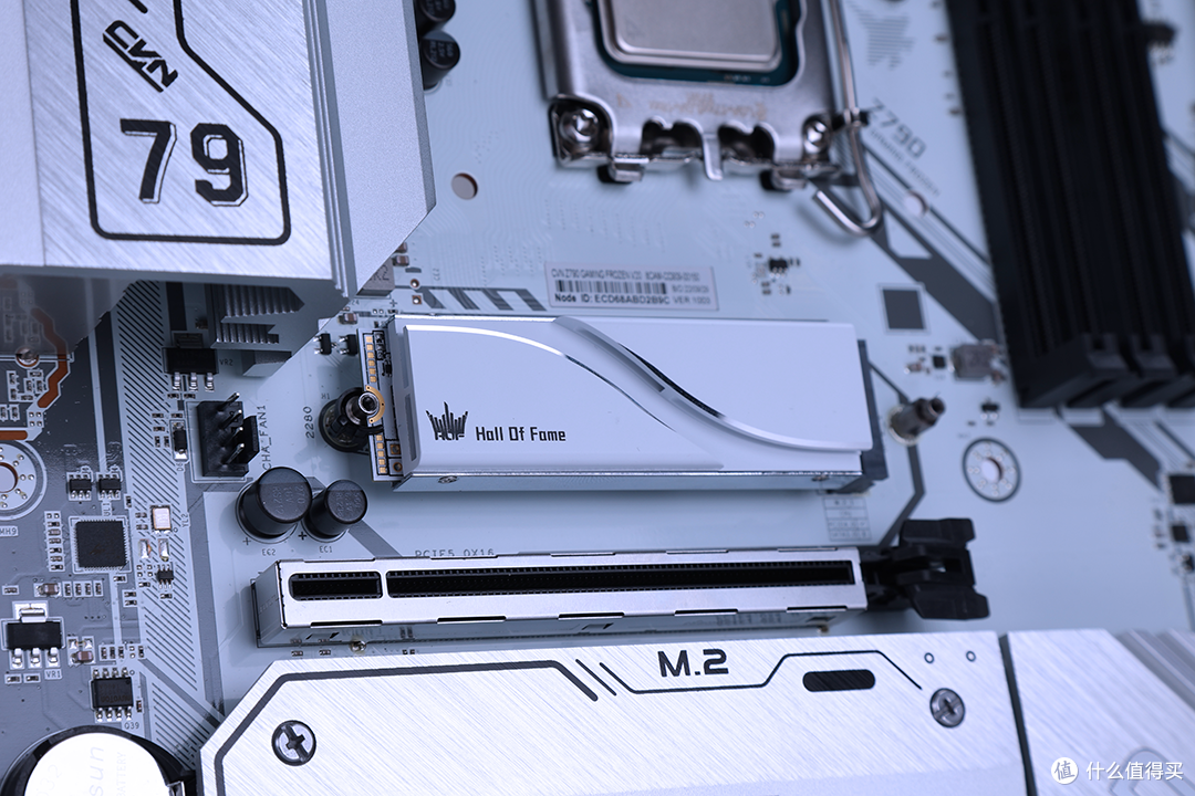 国产主板之光?七彩虹CVN Z790巡洋舰D4主板搭配i7-13700K+RTX4090显卡详细测评分享