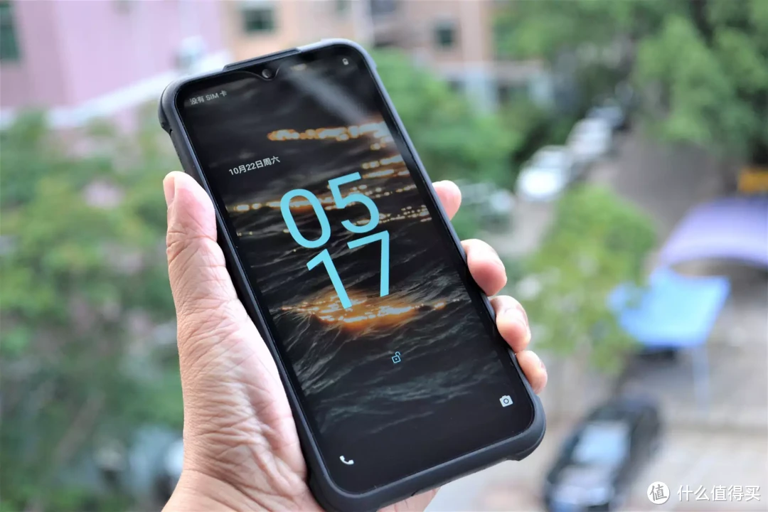 摔、泡不坏，最“硬”国货手机竟然不是华为，而是7000mAh的AGM H5 Pro