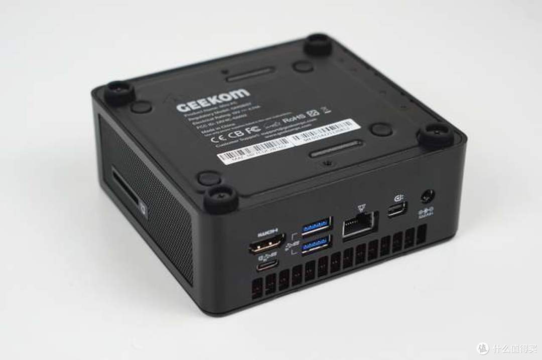 八代i5誓不为奴，积核Mini IT8迷你主机上手评测