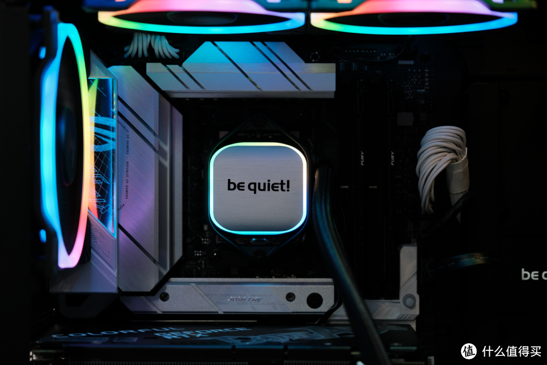 不误正业 | be quiet！的RGB机箱水冷如何？