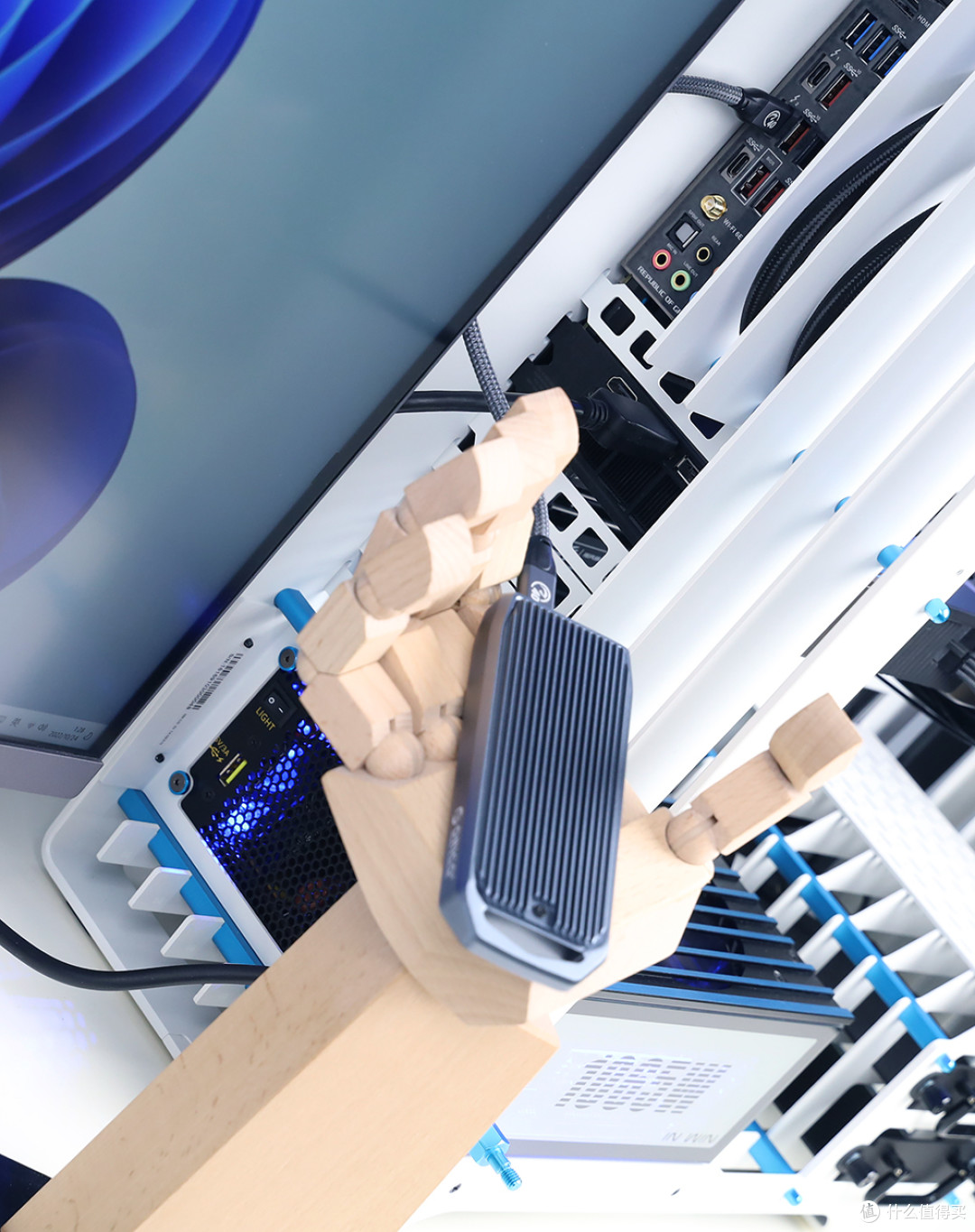 奥睿科(ORICO) M2V01-C4移动硬盘盒 直连PC