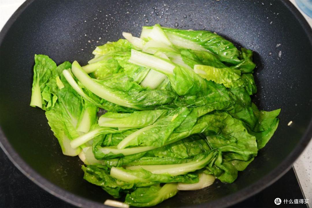 吃小白菜，千万别放过“双鲜”的做法，比吃肉还香，一次就上瘾