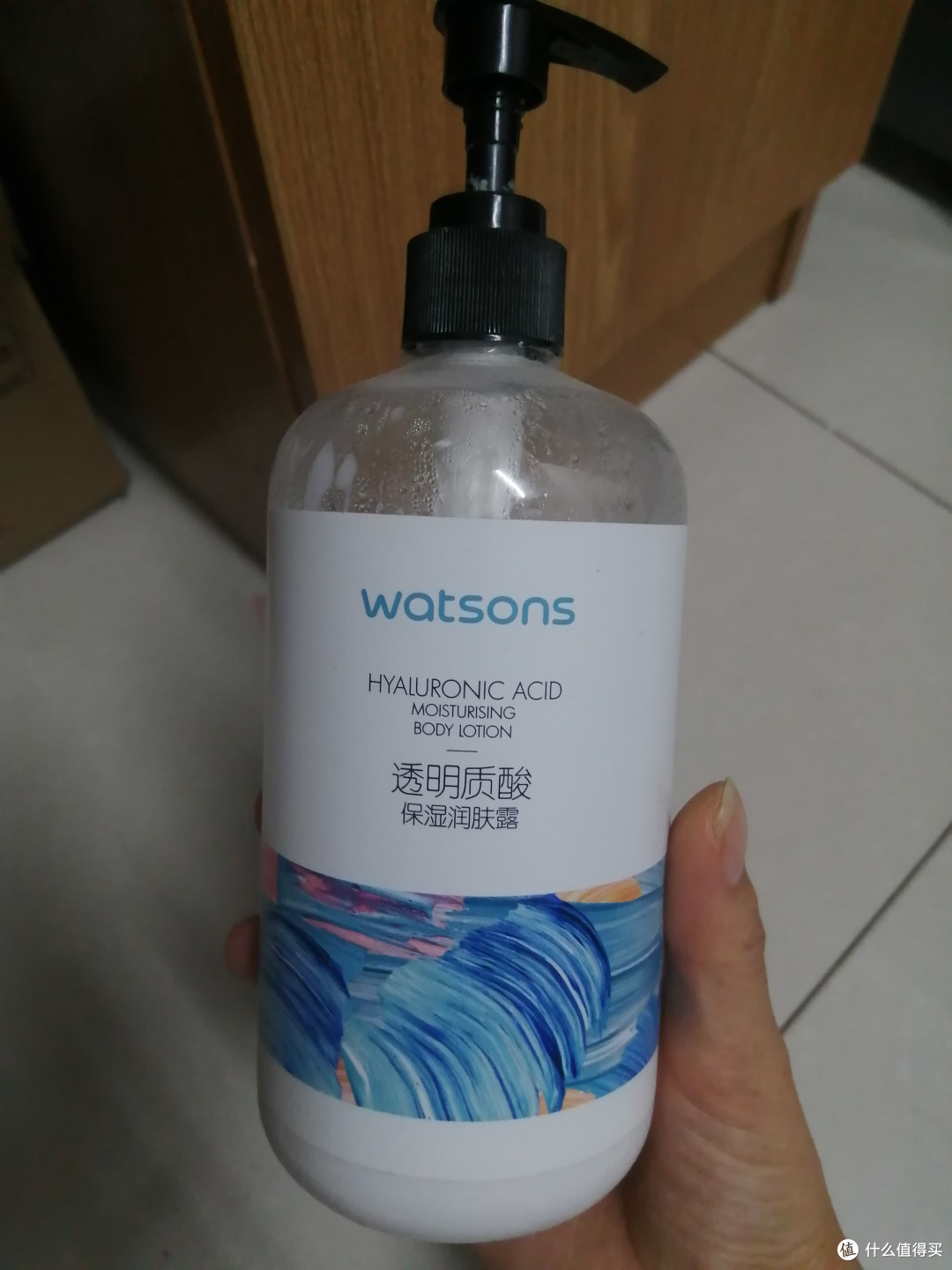 我们要做一个精致的猪猪女孩就用这一款不粘腻清爽的身体乳柔滑保湿润肤露补水滋润保湿滋养肌肤。