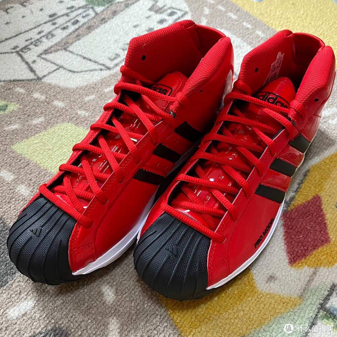 红色漆皮经典款adidas pro model 2G