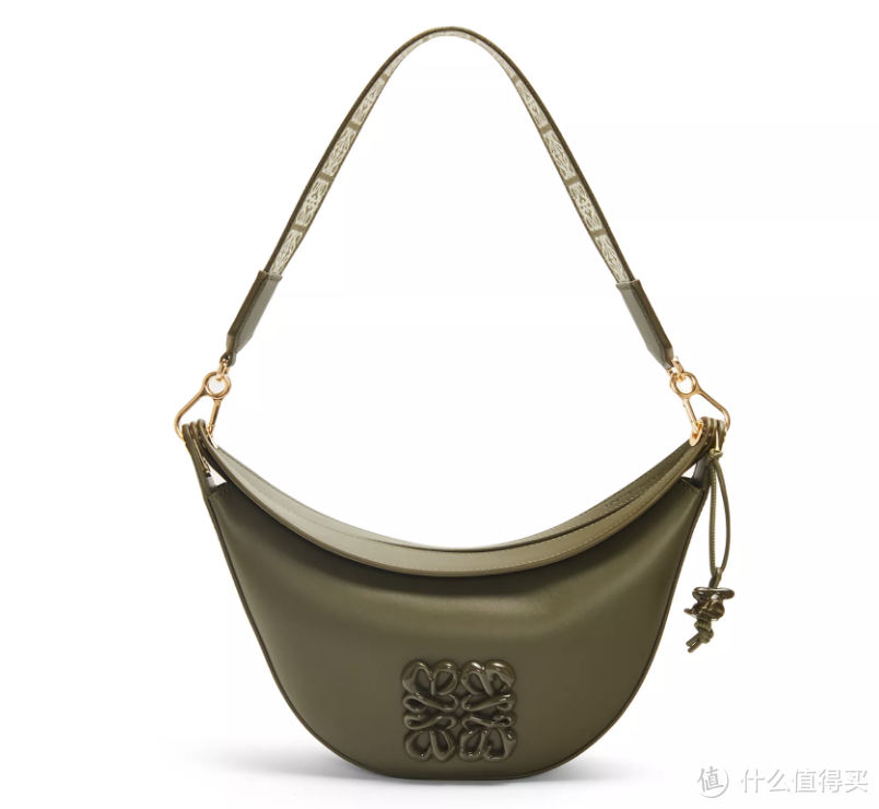 LOEWE推出中国单色釉系列，老祖宗的审美真的绝美，包包上面还有小惊喜～