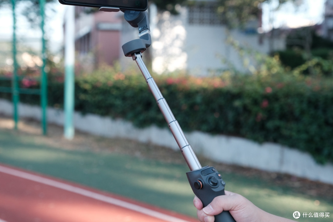 操控简易,稳字当先,大疆Osmo Mobile 6评测