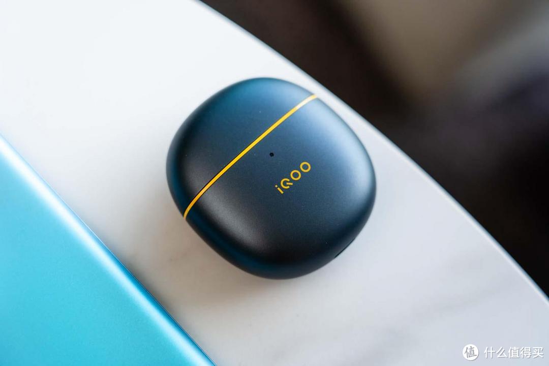 iQOO TWS Air 真无线耳机评测：自带电竞声效，打游戏听歌两不误