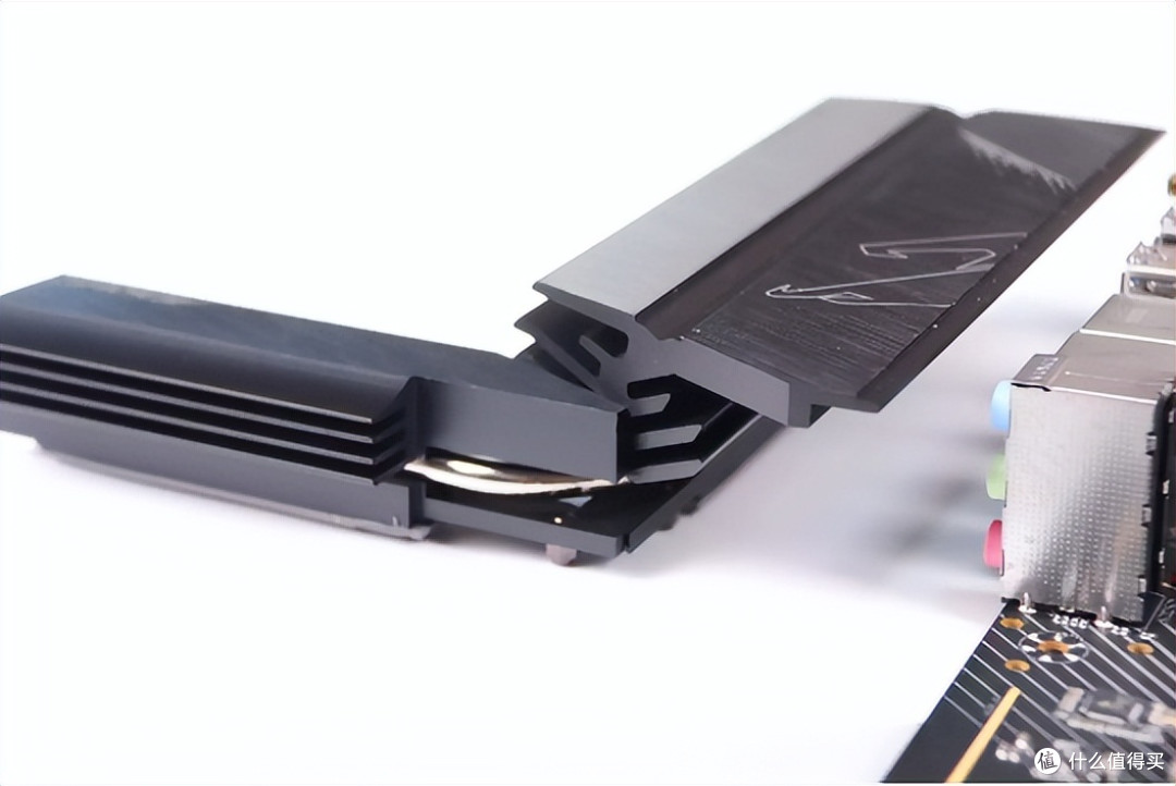 双十一装机作业!AMD 7700X+小雕X670+RTX3070,打造游戏办公全能主机,GO ELITE够给力