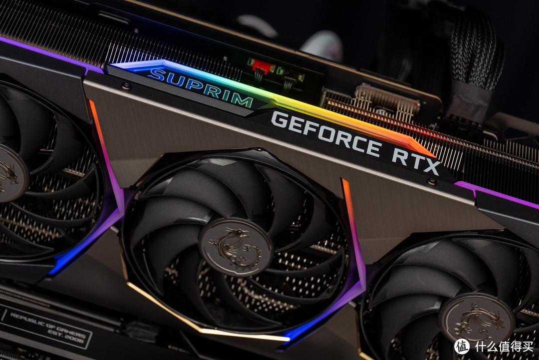 微星 GeForce RTX 3090 Ti SUPRIM X 评测：身兼专业绘图师的顶级游戏显卡