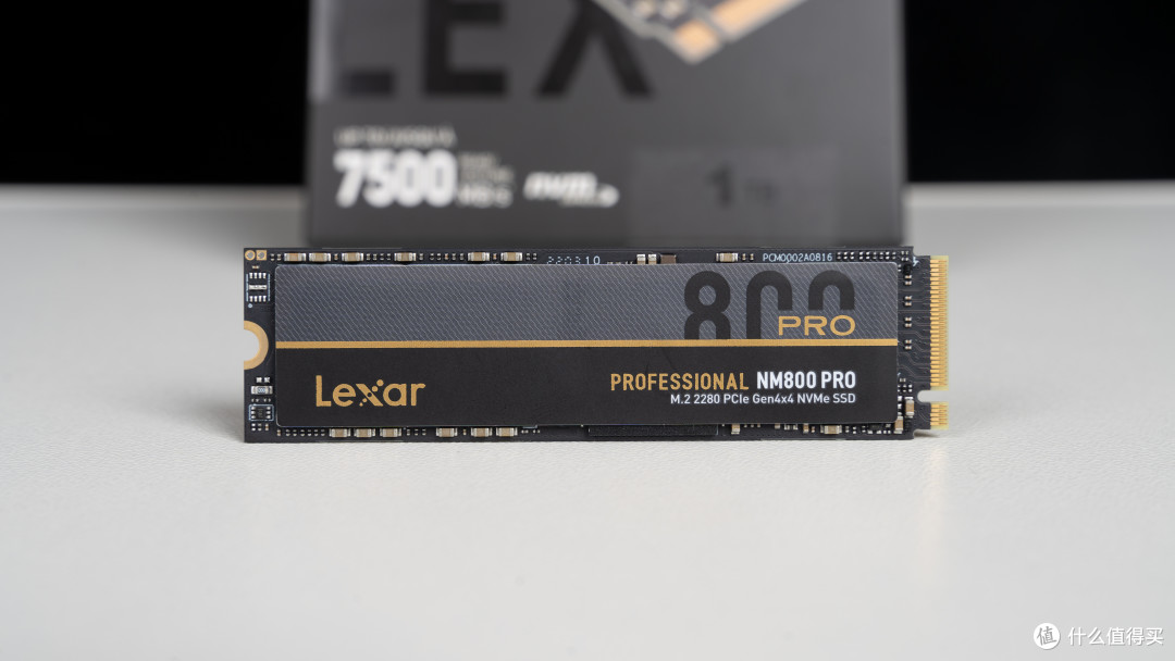 雷克沙NM800PRO 1TB上机体验，旗舰级PCIe 4.0固态的第一梯队
