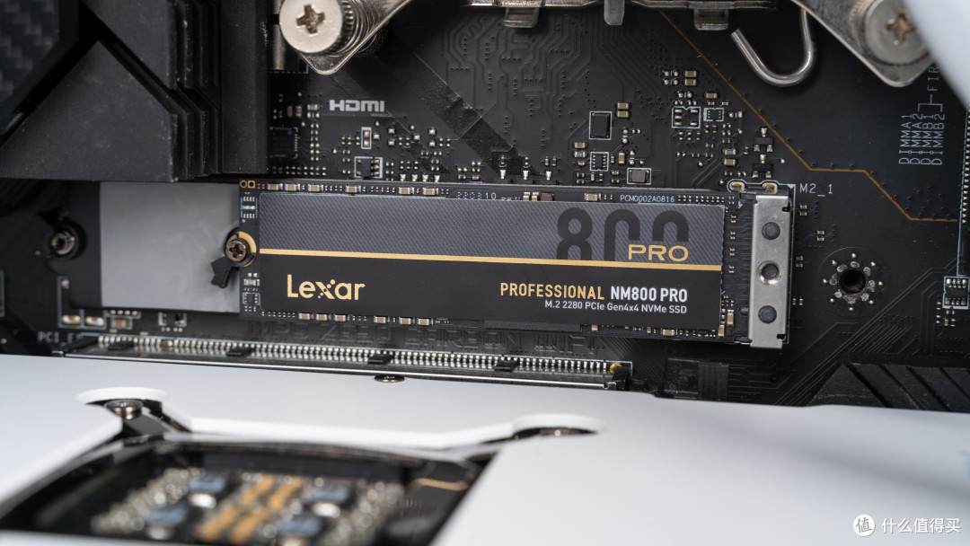 雷克沙NM800PRO 1TB上机体验，旗舰级PCIe 4.0固态的第一梯队