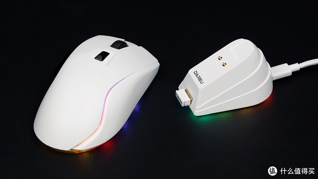 达尔优A955三模无线游戏鼠标评测：手感灯效更出众