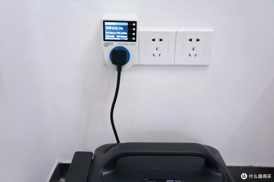 3000+循环寿命铁锂电芯,无惧颠簸用电更安心,绿联星辰 GS600 户外电源评测