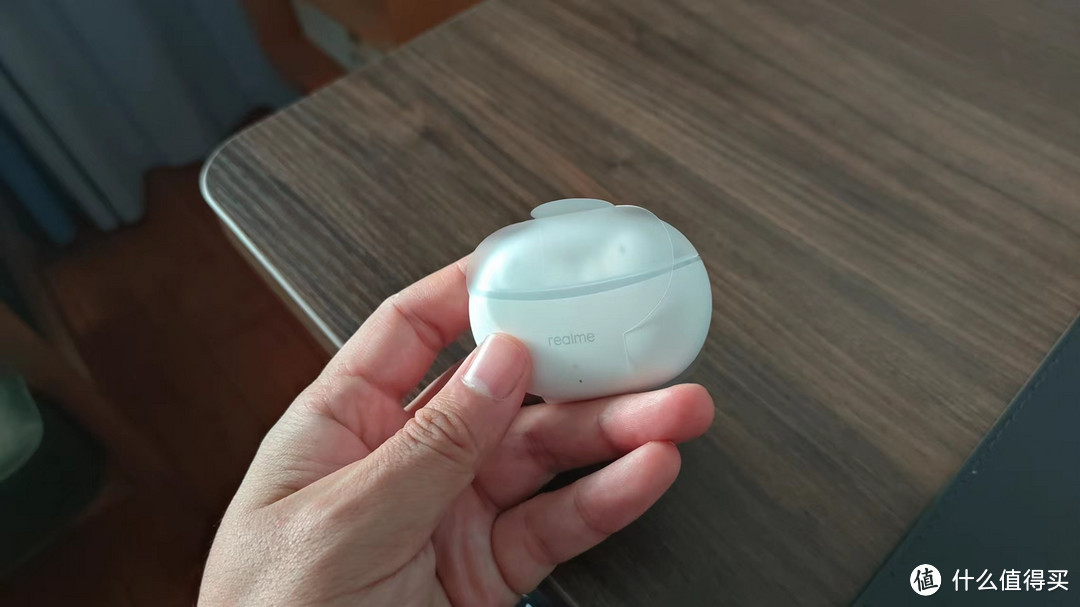 包装很精致,有airpods那味