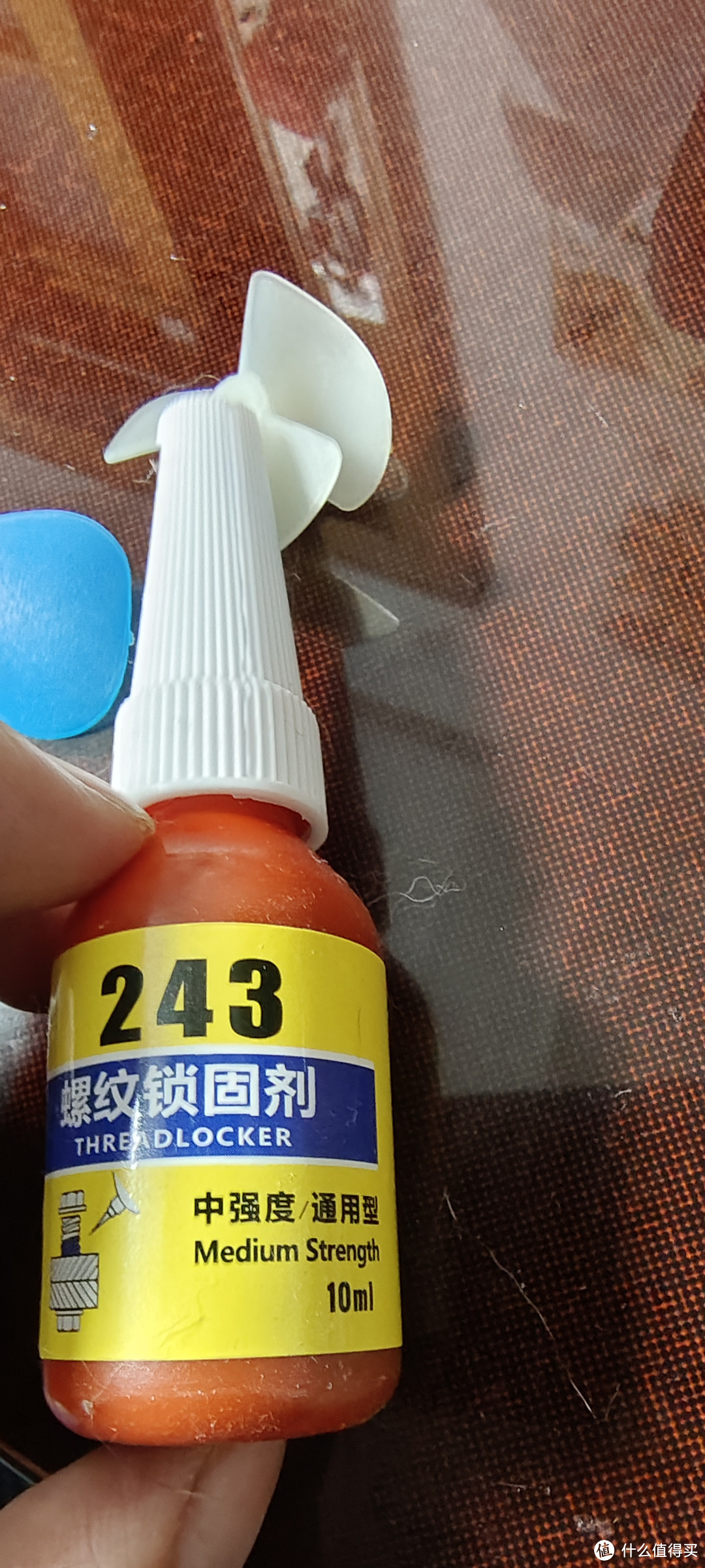 轮船螺旋桨，能不能装在风扇上发电？风扇可以安装在船上当螺旋桨用吗？风力发光个性创意电动车头盔小风