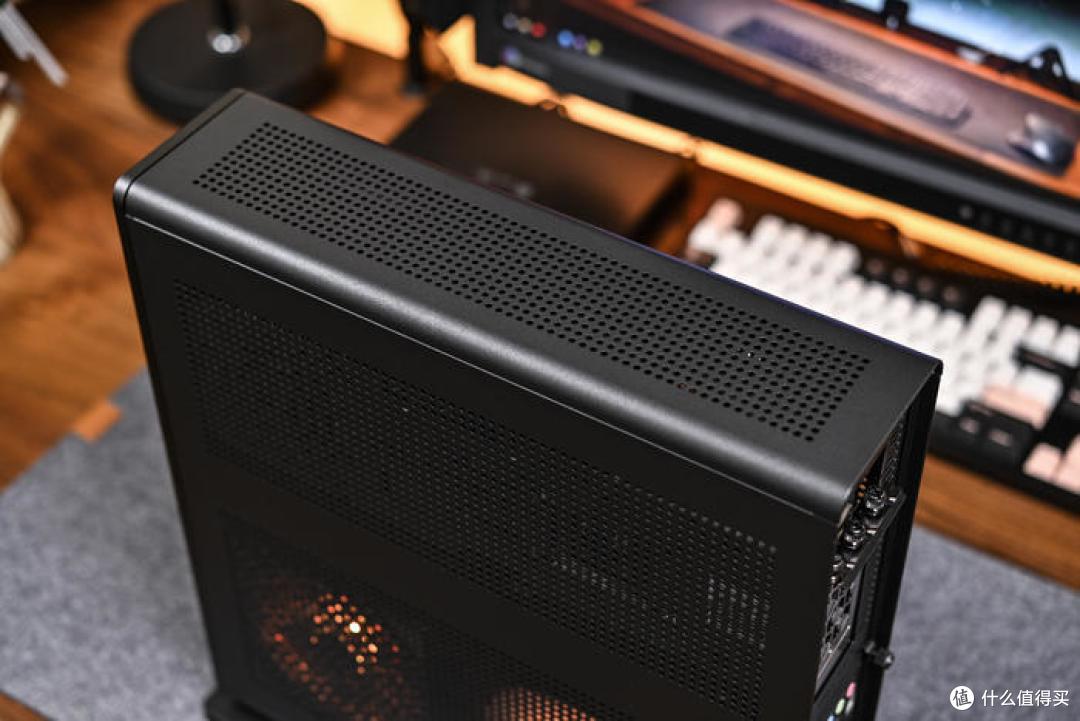 装一台立卧两用HTPC——ROG B660I+分形工艺 Ridge机箱装机展示
